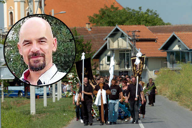 САХРАНА У ШИМАНОВЦИМА: Стотине људи испратиле хероја Игора који је у Пули спасао сина